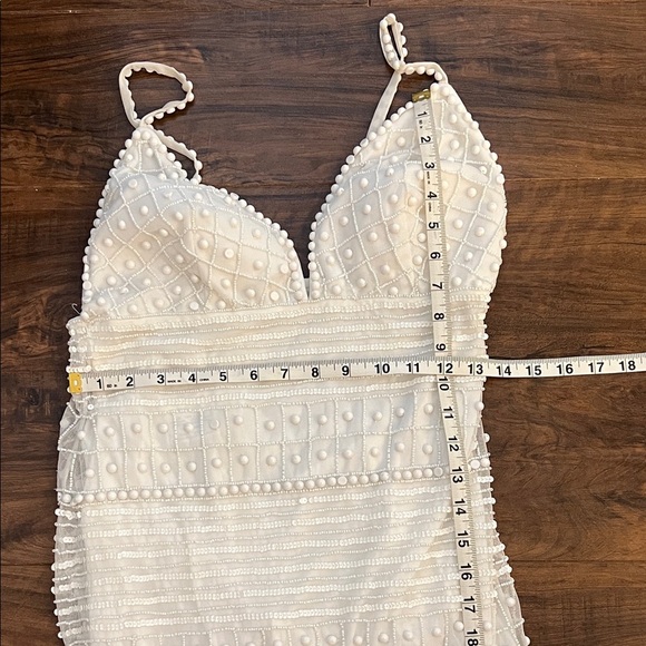 Elegant White Beaded Dress with Sequins by DB Studio, sz 6 - Picture 14 of 14